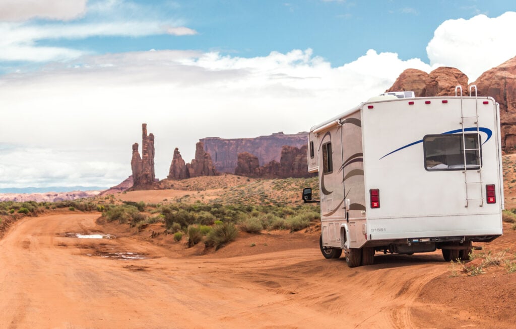 RV boondocking in Utah - feature image for Where Can I Park My Camper For Free