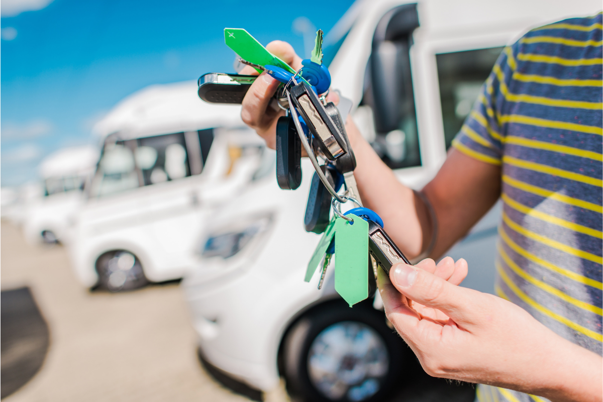 holding keys in RV consignment lot