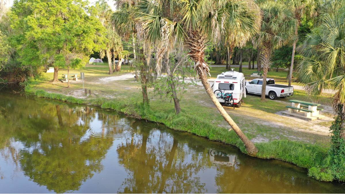 RV in Florida RV park by a lagoon