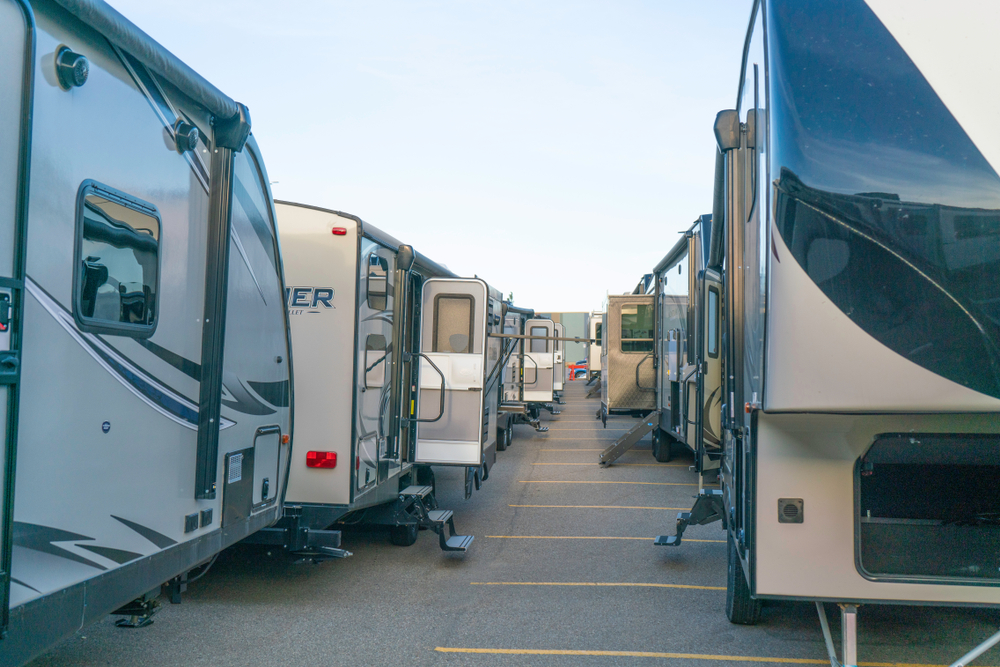 RVs in dealer lot - feature image for RV value