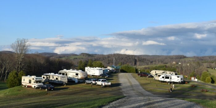 RVs camping at Floyd Family Campground