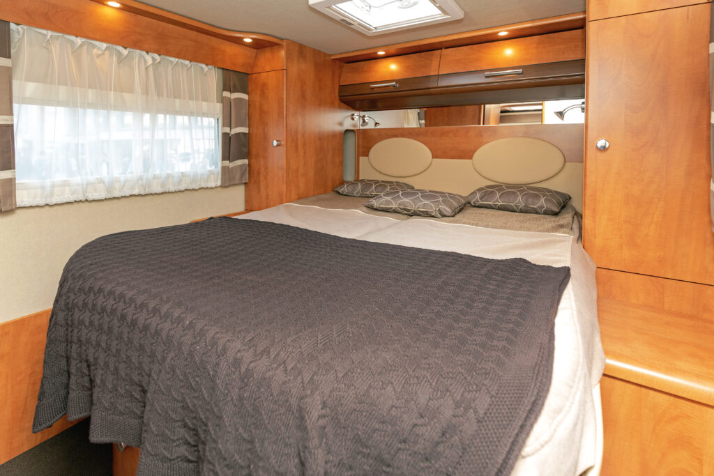 RV bedroom - feature image for heated blankets