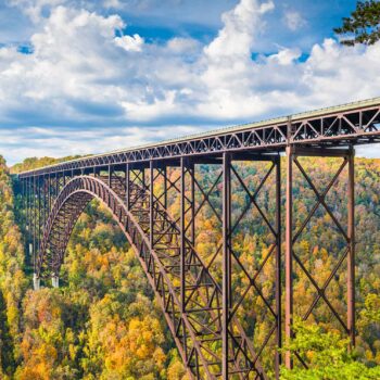 national parks in the fall, view of bridge