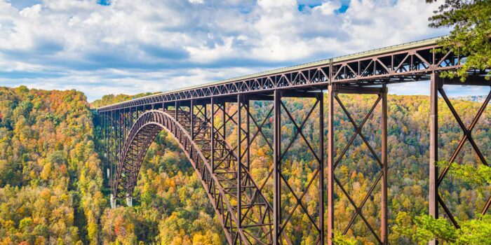 national parks in the fall, view of bridge