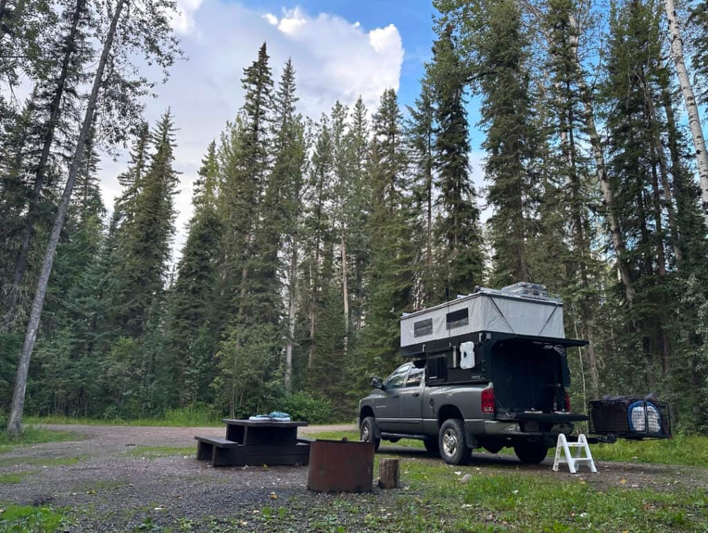 Camping after downsizing from a fifth wheel to a Project M pop-up truck camper (Image: @LiveWorkDream)