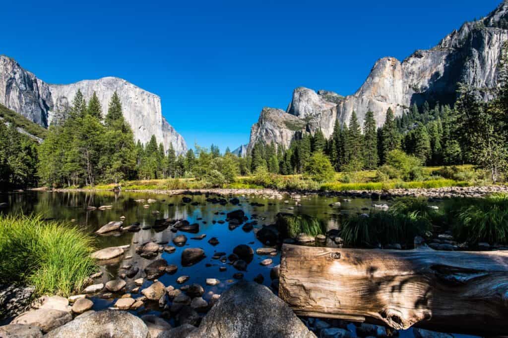 Yosemite Lakes RV Resort Is A Must-Visit